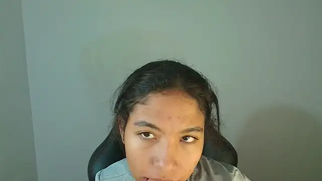 samy jonnes  online show from 10-29-25, 01:30