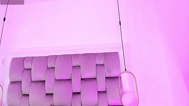 PamelaMendez  online show from 02-16-25, 02:42