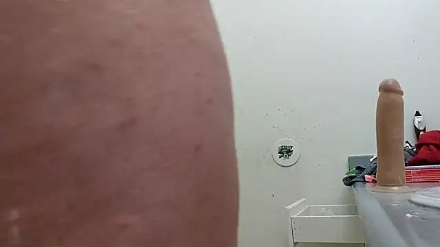 Snapshot of Fuckmyassg00d chatting on 11-02-25, 12:18 Fuckmyassg00d online show from 11-02-25, 12:18