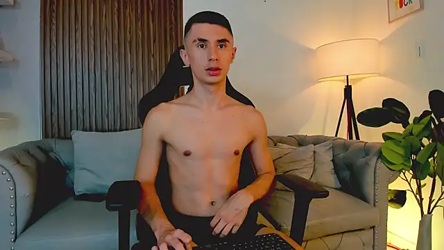 Jotastevensxx online show from 11-08-25, 07:56