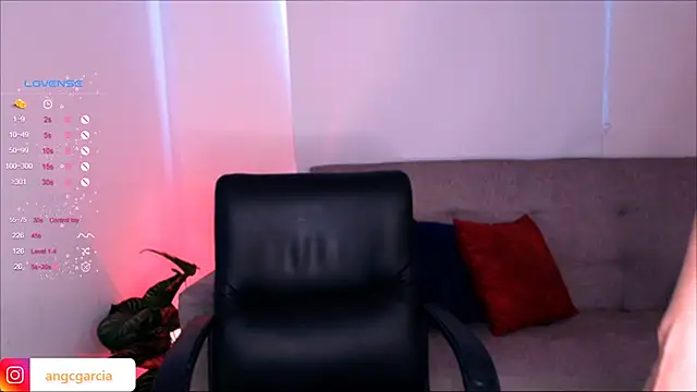 Snapshot of Valengarcia_ chatting on 12-16-24, 09:52 Valengarcia  online show from 12-16-24, 09:52