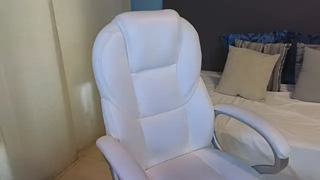 maiaa ruiz online show from 01-25-25, 04:13