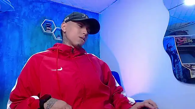 Liam lee online show from 12-07-24, 12:24