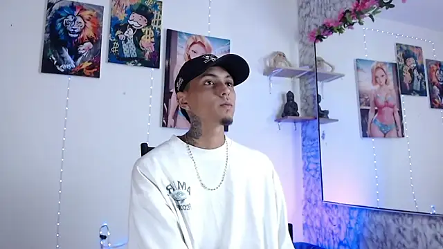 Liam lee online show from 09-18-25, 01:57