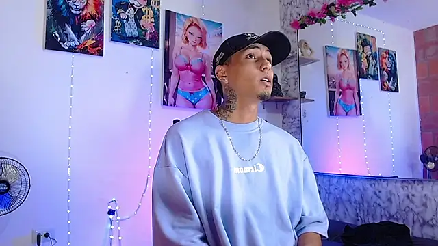 Liam lee online show from 10-22-25, 02:06