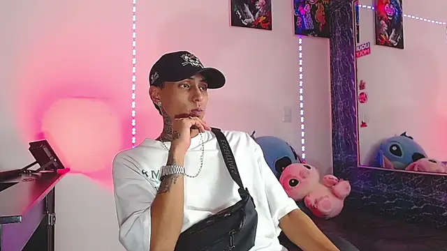 Liam lee online show from 11-13-25, 07:46