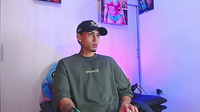 Liam lee online show from 11-15-25, 12:02