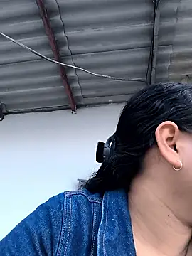 Francesca ferrari online show from 03-31-26, 11:05