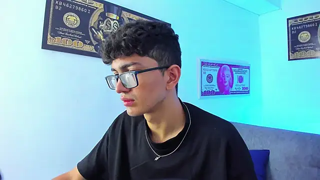 TylerWhite  online show from 01-29-25, 03:01