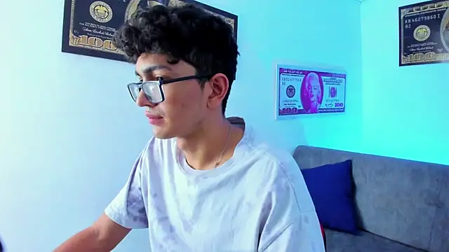 TylerWhite  online show from 02-04-25, 06:57