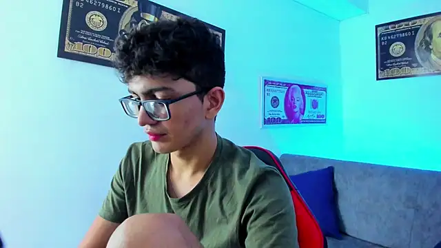 TylerWhite  online show from 02-05-25, 02:51