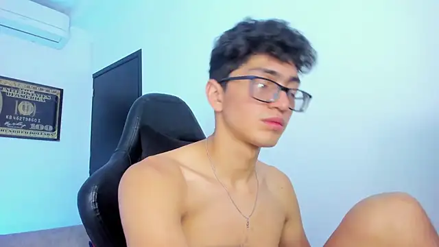 TylerWhite  online show from 02-08-25, 09:35