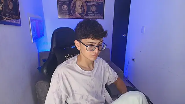 TylerWhite  online show from 02-27-25, 03:04