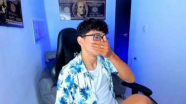 TylerWhite  online show from 03-05-25, 02:25