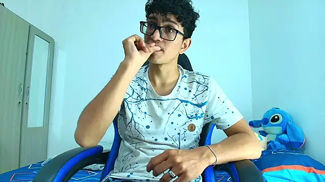 TylerWhite  online show from 03-22-25, 03:20