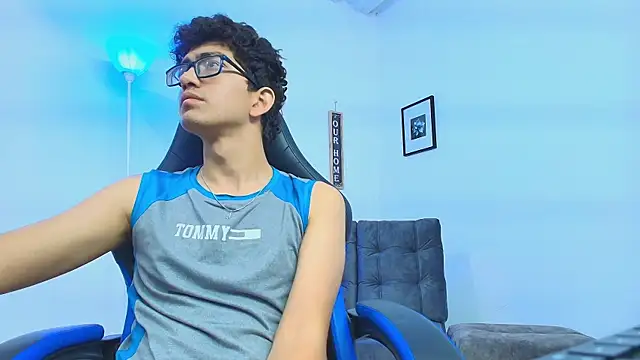 TylerWhite  online show from 09-09-25, 04:34