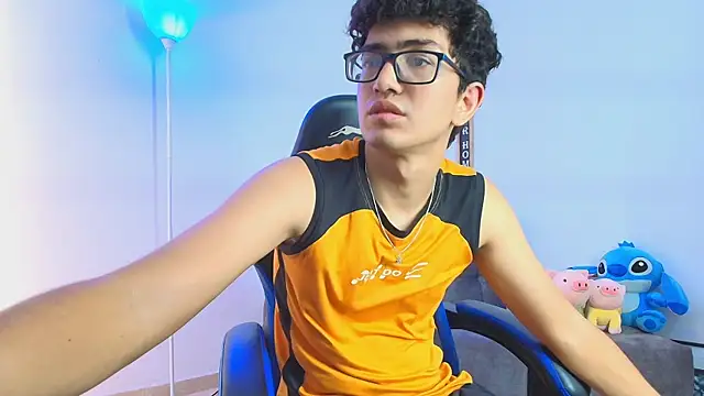 TylerWhite  online show from 09-16-25, 01:56