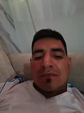 Snapshot of latino17 chatting on 02-24-26, 11:36 latino17 online show from 02-24-26, 11:36