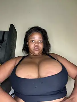 Snapshot of Mandy-101 chatting on 01-14-25, 04:25 Mandy-101 online show from 01-14-25, 04:25