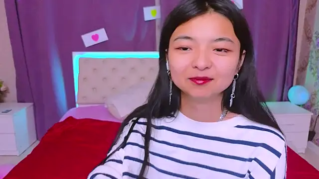 Shy Kira online show from 02-13-25, 12:43