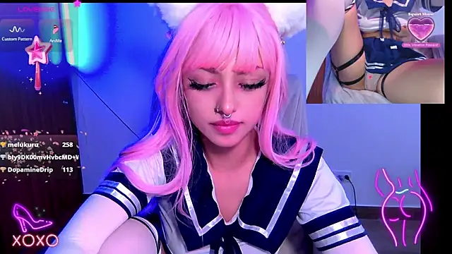 Snapshot of HollyDominic chatting on 12-20-24, 03:10 HollyDominic online show from 12-20-24, 03:10