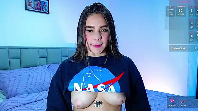 Snapshot of astrid-omega chatting on 02-11-25, 12:06 astrid-omega online show from 02-11-25, 12:06