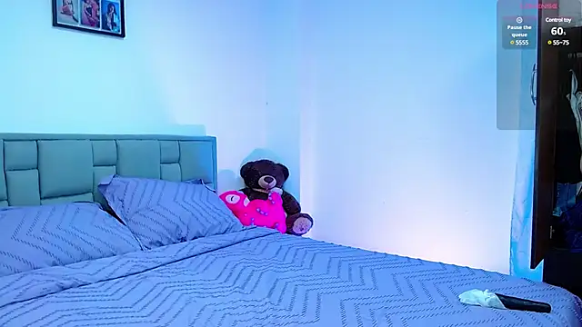 Snapshot of astrid-omega chatting on 02-12-25, 09:22 astrid-omega online show from 02-12-25, 09:22