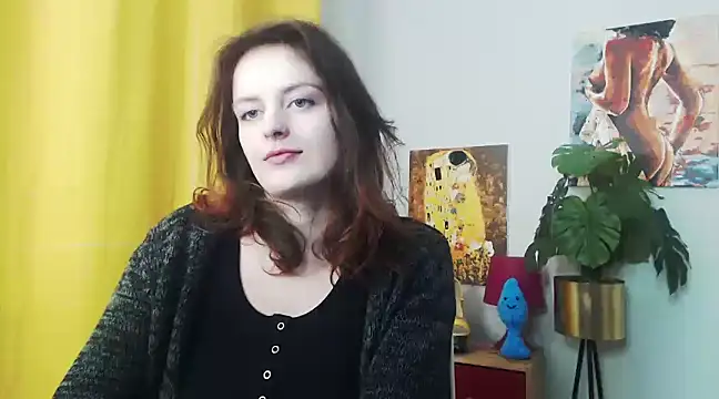 Snapshot of juicyNadine chatting on 12-16-24, 09:24 juicyNadine online show from 12-16-24, 09:24