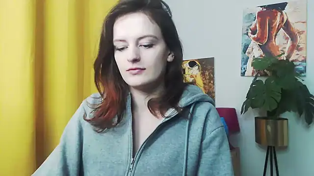 Snapshot of juicyNadine chatting on 12-19-24, 06:23 juicyNadine online show from 12-19-24, 06:23