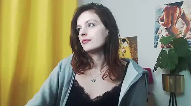 Snapshot of juicyNadine chatting on 01-02-25, 06:29 juicyNadine online show from 01-02-25, 06:29