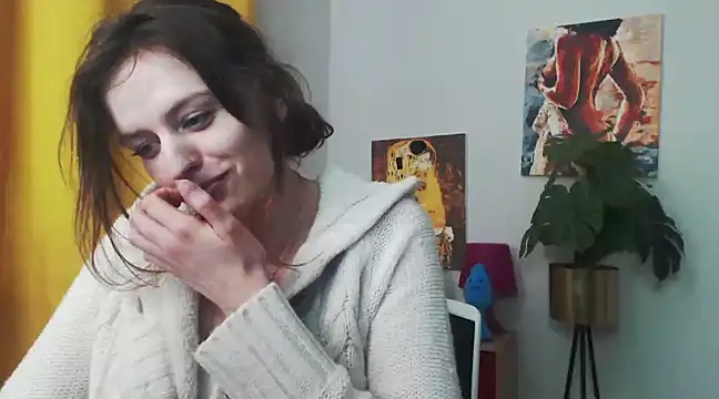 Snapshot of juicyNadine chatting on 01-08-25, 09:21 juicyNadine online show from 01-08-25, 09:21