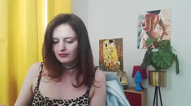 Snapshot of juicyNadine chatting on 01-17-25, 12:42 juicyNadine online show from 01-17-25, 12:42