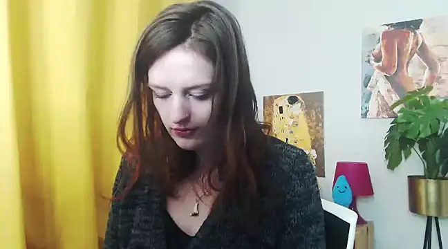 Snapshot of juicyNadine chatting on 01-27-25, 06:41 juicyNadine online show from 01-27-25, 06:41