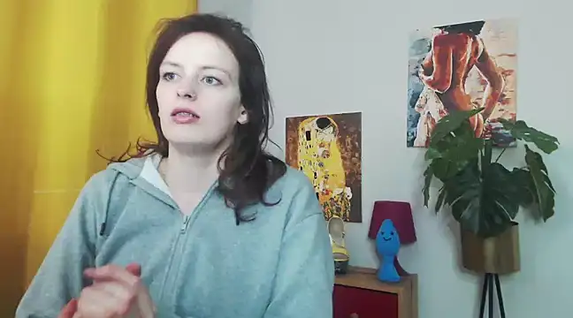 Snapshot of juicyNadine chatting on 02-22-25, 07:12 juicyNadine online show from 02-22-25, 07:12