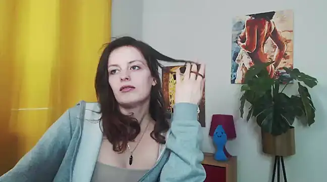 Snapshot of juicyNadine chatting on 02-22-25, 10:18 juicyNadine online show from 02-22-25, 10:18