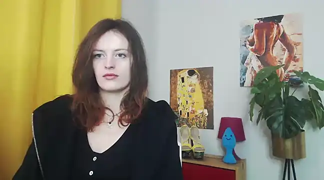 Snapshot of juicyNadine chatting on 02-25-25, 06:25 juicyNadine online show from 02-25-25, 06:25