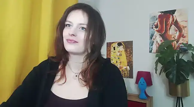 Snapshot of juicyNadine chatting on 02-26-25, 06:26 juicyNadine online show from 02-26-25, 06:26