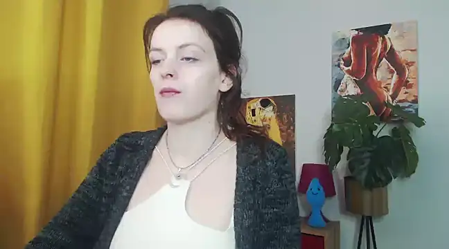 Snapshot of juicyNadine chatting on 02-28-25, 06:21 juicyNadine online show from 02-28-25, 06:21