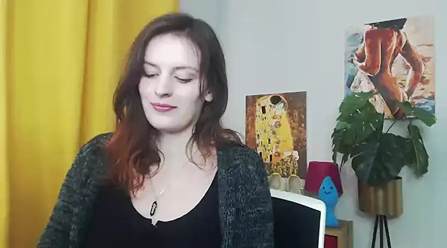 Snapshot of juicyNadine chatting on 03-03-25, 09:22 juicyNadine online show from 03-03-25, 09:22