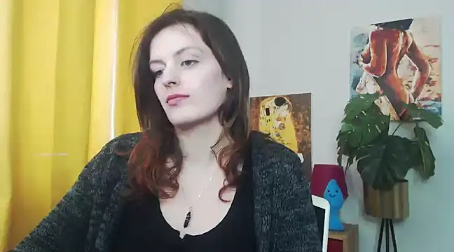 Snapshot of juicyNadine chatting on 03-03-25, 12:27 juicyNadine online show from 03-03-25, 12:27