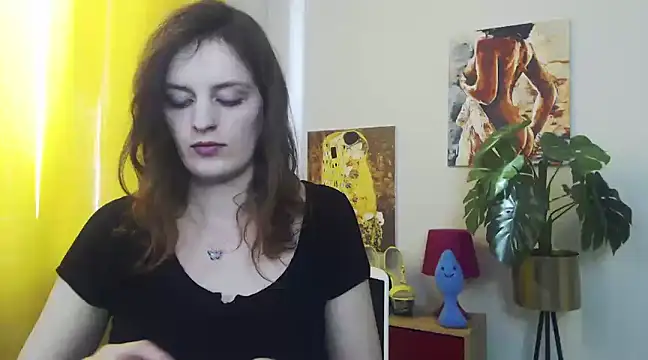 Snapshot of juicyNadine chatting on 03-10-25, 12:26 juicyNadine online show from 03-10-25, 12:26