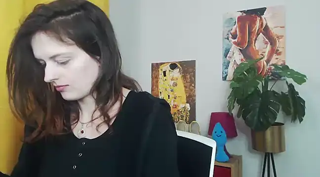 Snapshot of juicyNadine chatting on 03-14-25, 09:24 juicyNadine online show from 03-14-25, 09:24