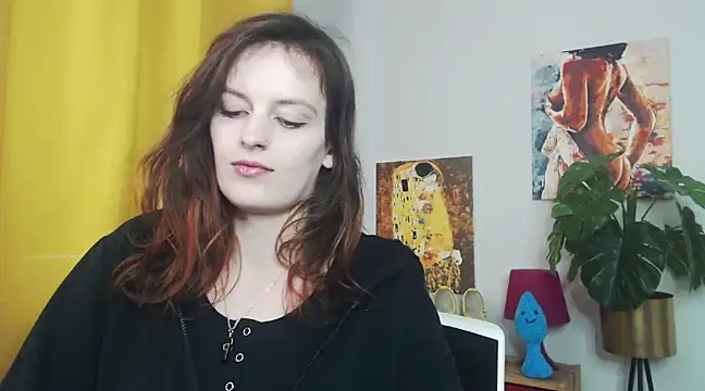 Snapshot of juicyNadine chatting on 03-17-25, 09:22 juicyNadine online show from 03-17-25, 09:22