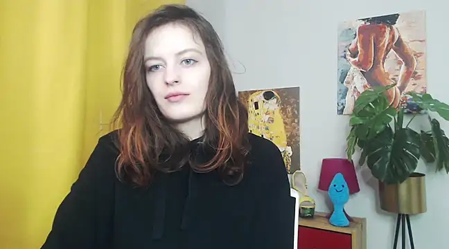 Snapshot of juicyNadine chatting on 03-18-25, 06:14 juicyNadine online show from 03-18-25, 06:14