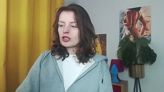 Snapshot of juicyNadine chatting on 10-01-25, 04:51 juicyNadine online show from 10-01-25, 04:51