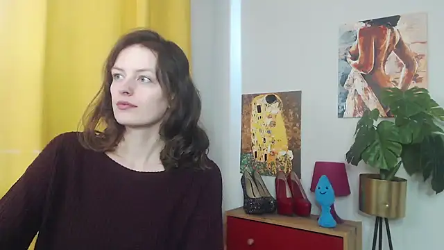 Snapshot of juicyNadine chatting on 11-08-25, 08:25 juicyNadine online show from 11-08-25, 08:25