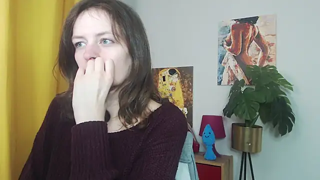 Snapshot of juicyNadine chatting on 11-12-25, 05:52 juicyNadine online show from 11-12-25, 05:52