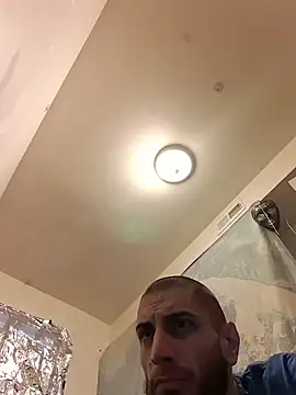 pantslesstraveler plt online show from 01-07-26, 07:38