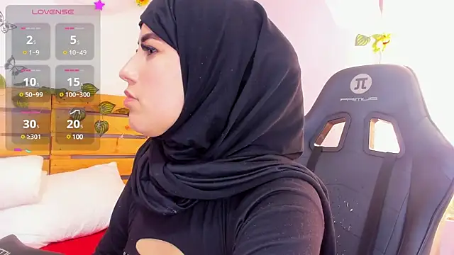 amira nazer online show from 02-25-25, 02:00