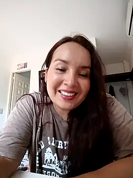 Snapshot of allison-dreams chatting on 09-27-25, 04:23 allison-dreams online show from 09-27-25, 04:23